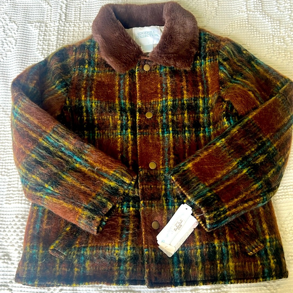 Edgehill Collection Little Girls Sz 4
Brown Plaid Pea Coat Faux Fur Collar NWT